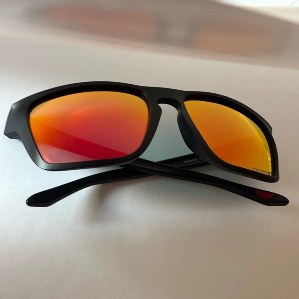 Oakley Sylas OO9448-0557 Prizm Ruby Polarized Sunglasses Black Ink 57mm New